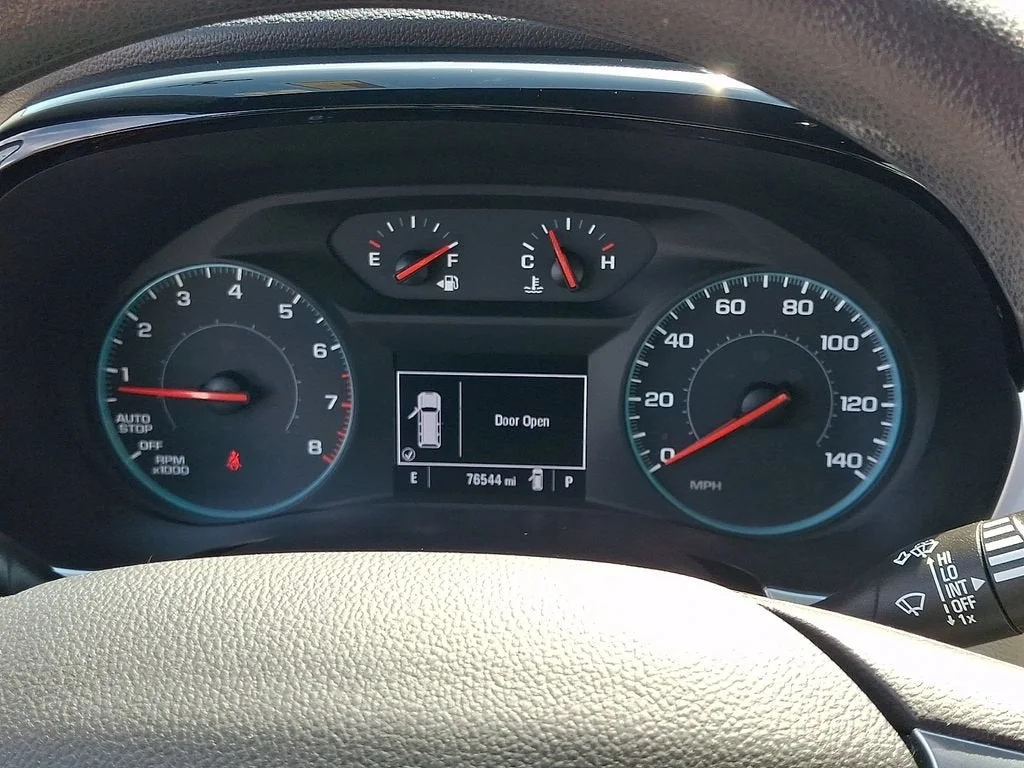 Used 2022 Northsky Blue Metallic Chevrolet LS image 59