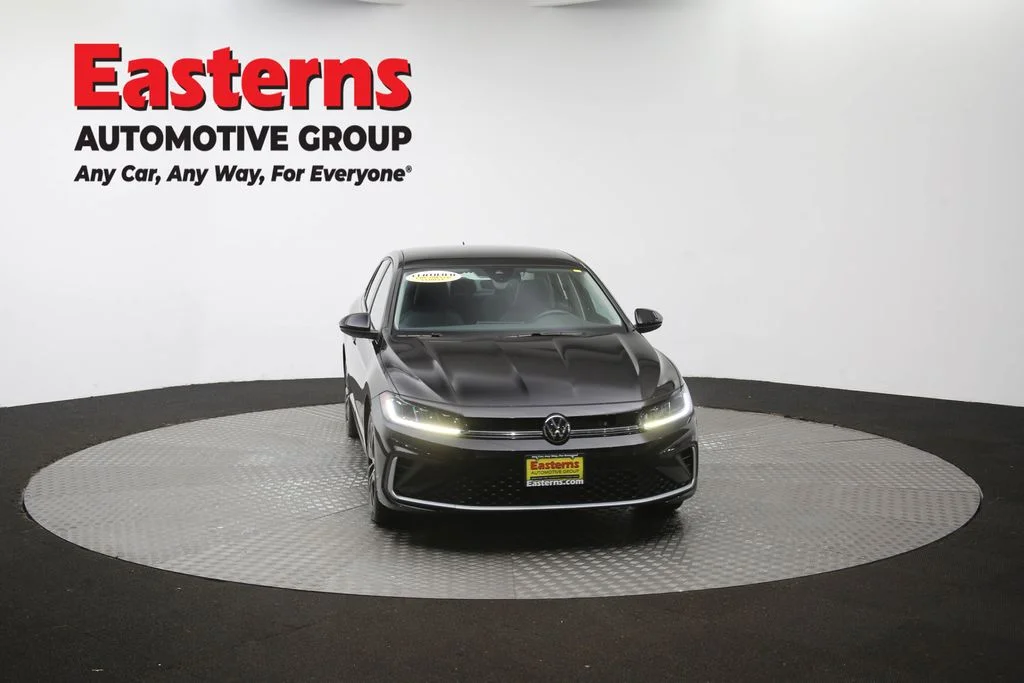 Used 2025 Black Volkswagen 1.5T SE image 52