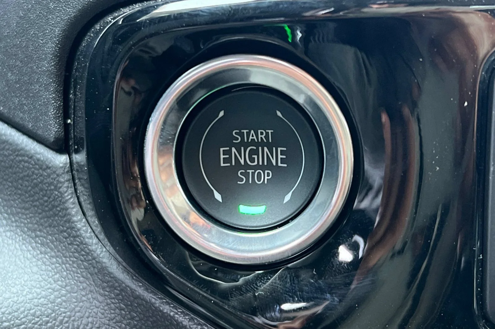 New 2026 Sterling Gray Metallic Chevrolet LT (2FL) image 21
