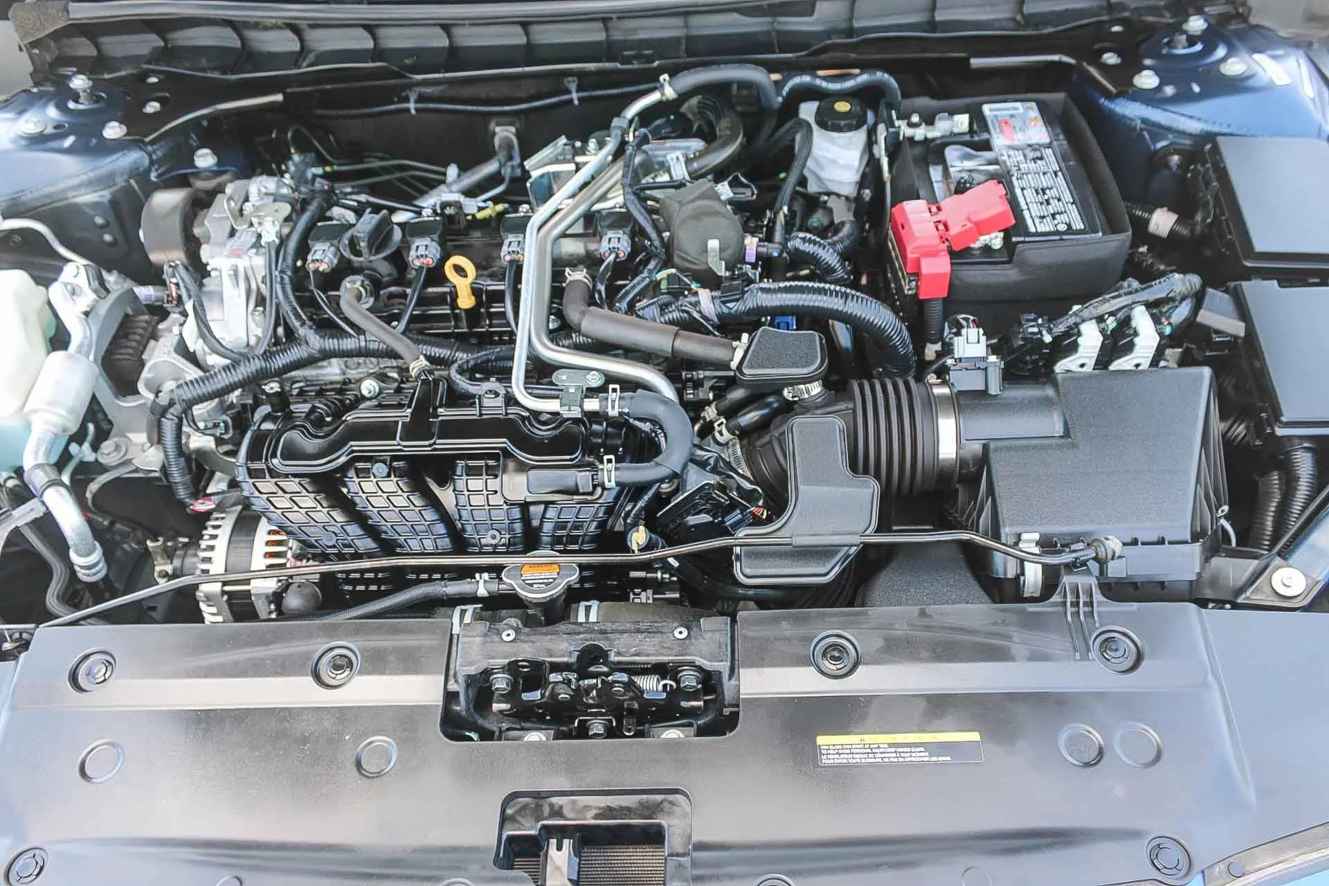 2025 Nissan Altima SR - Photo 26