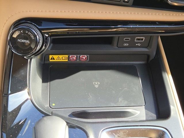 2026 Lexus NX 450h+ Luxury - Photo 14