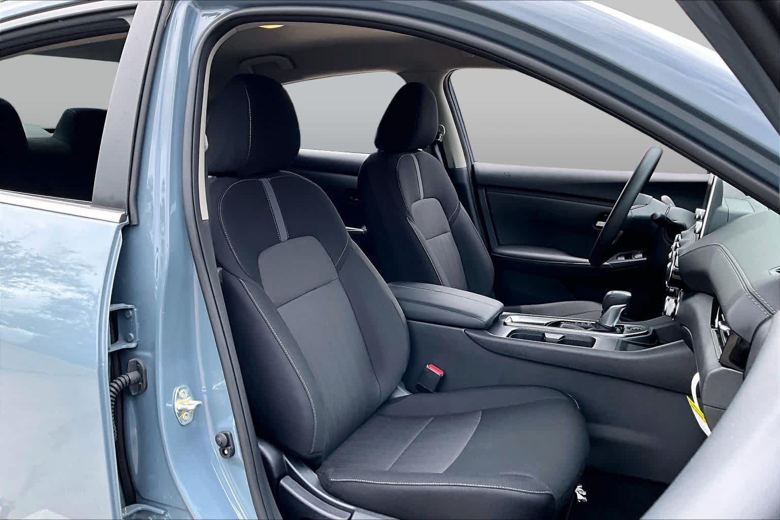 Used 2025 Atlantic Gray Metallic Nissan SV image 9