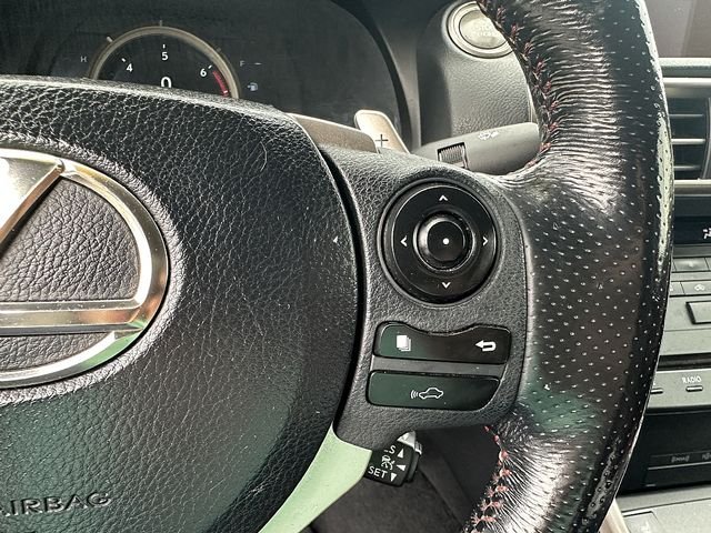 Used 2016 White Lexus 200t image 26