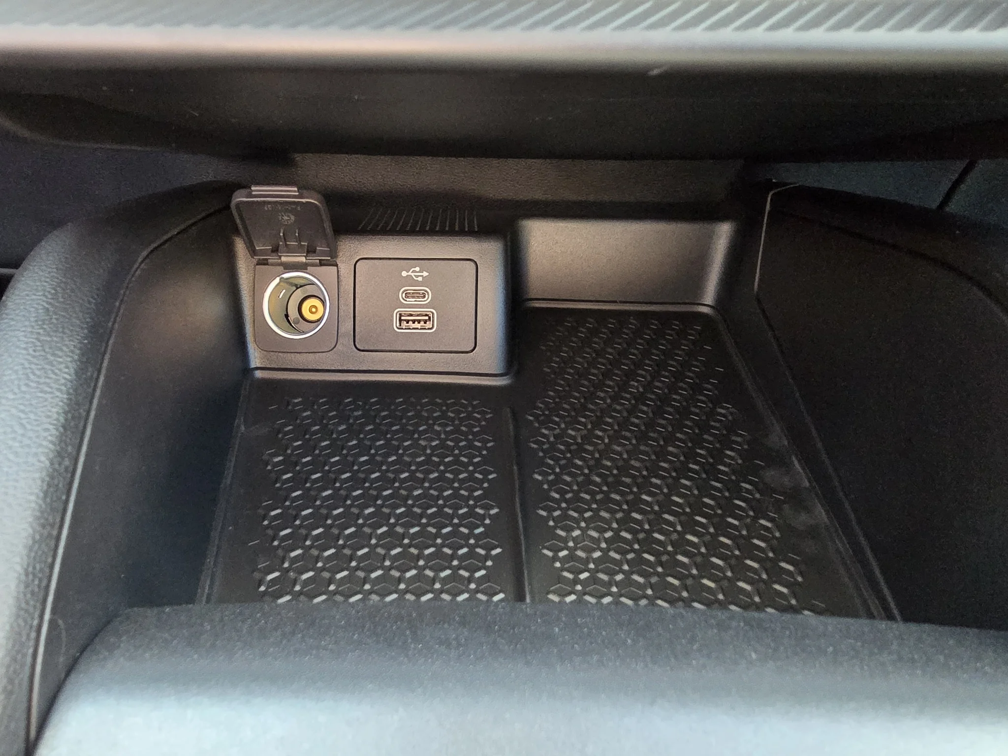 New 2026 Carbonized Gray Metallic Ford Big Bend® image 21