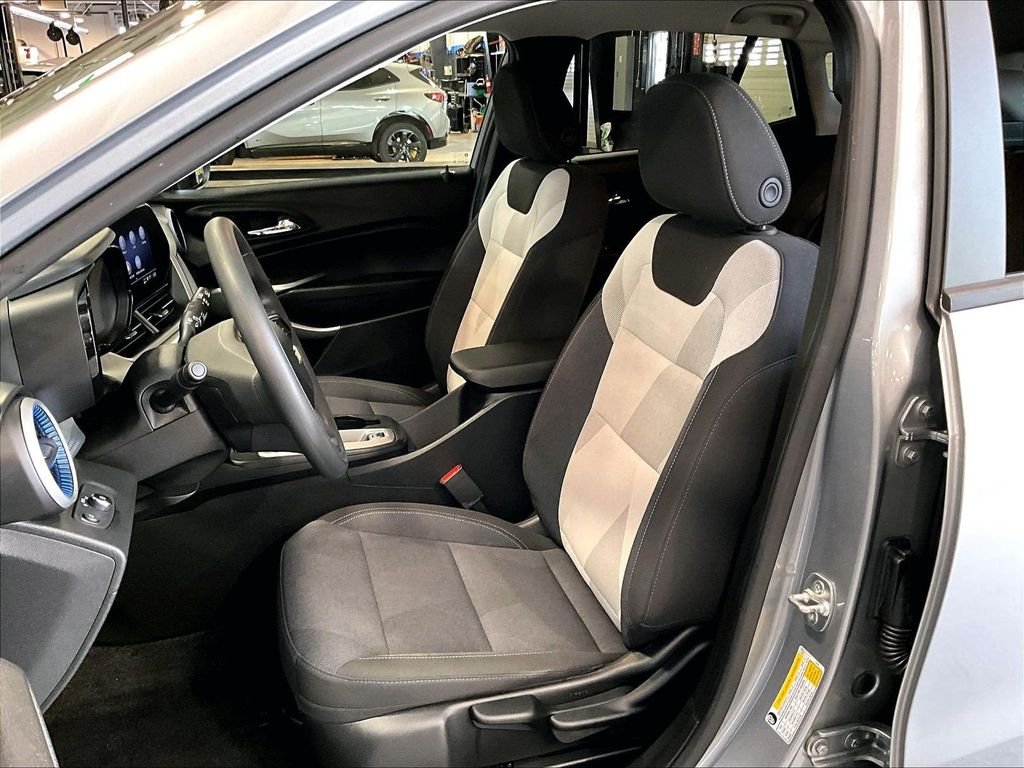 Used 2024 Gray Chevrolet LS image 10