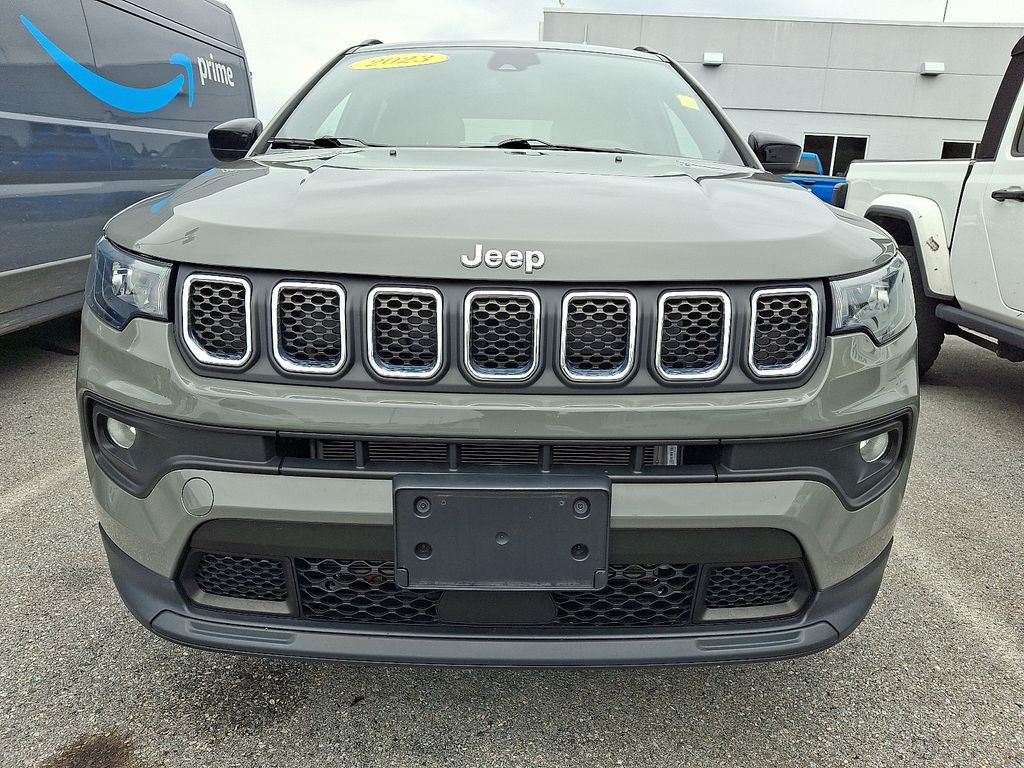 Used 2023 Gray Jeep Latitude image 2