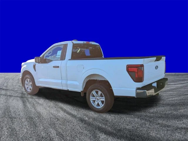 New 2026 Oxford White Ford XL image 6