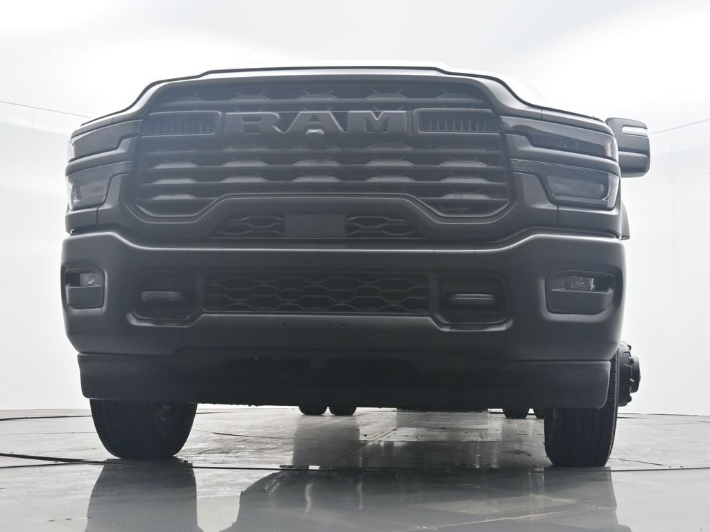 New 2026 Bright White Clear-Coat Exterior Paint RAM Tradesman image 32