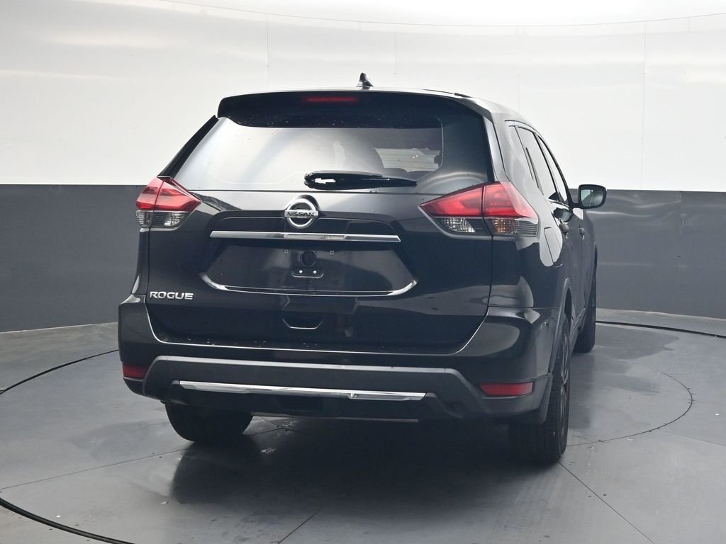 Used 2020 Black Nissan S image 5