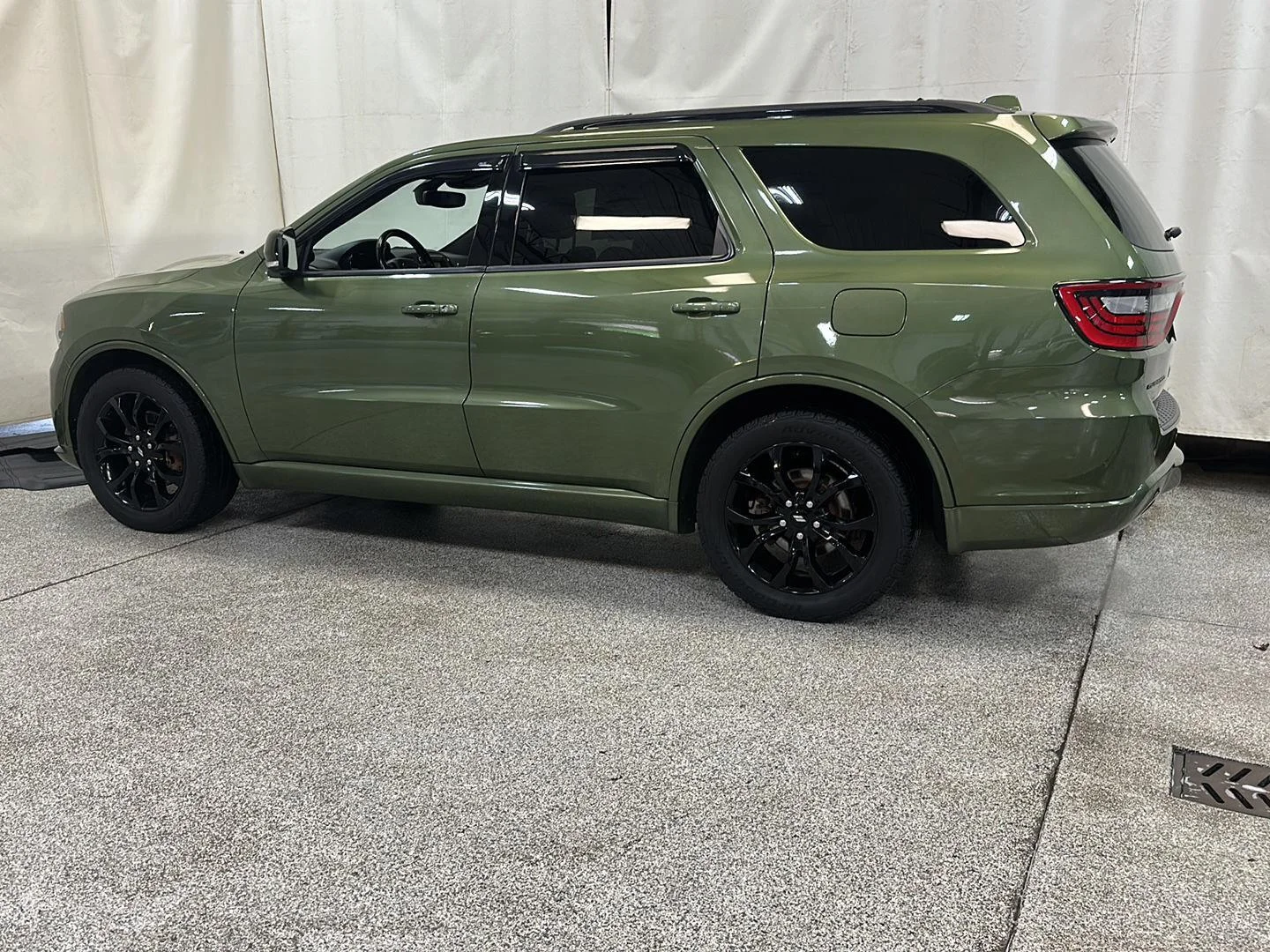 Used 2019 F8 Green Clearcoat Dodge R/T image 3