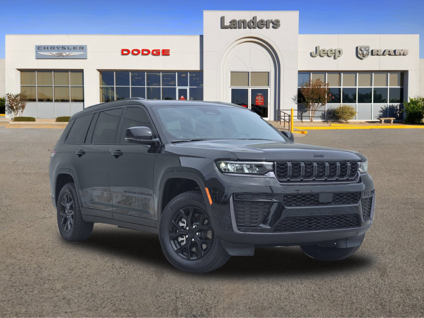 New 2026 Diamond Black Crystal Pearl-Coat Exterior Paint Jeep Laredo Altitude image 1