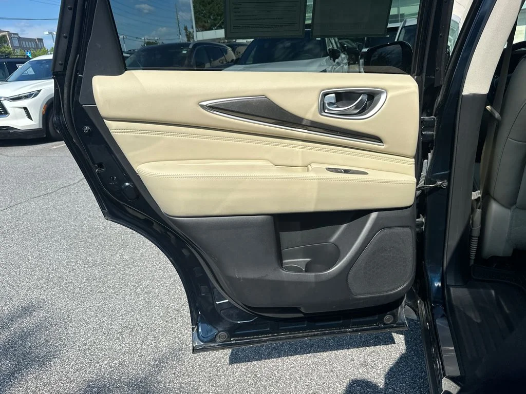 Used 2016 Blue INFINITI Base image 18