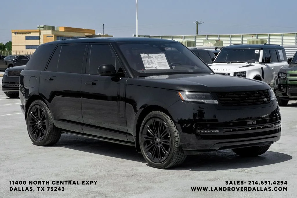 Used 2023 Black Land Rover Autobiography image 4