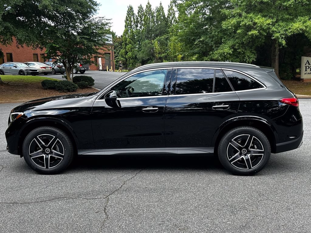 New 2026 Black Mercedes-Benz GLC 300 image 43