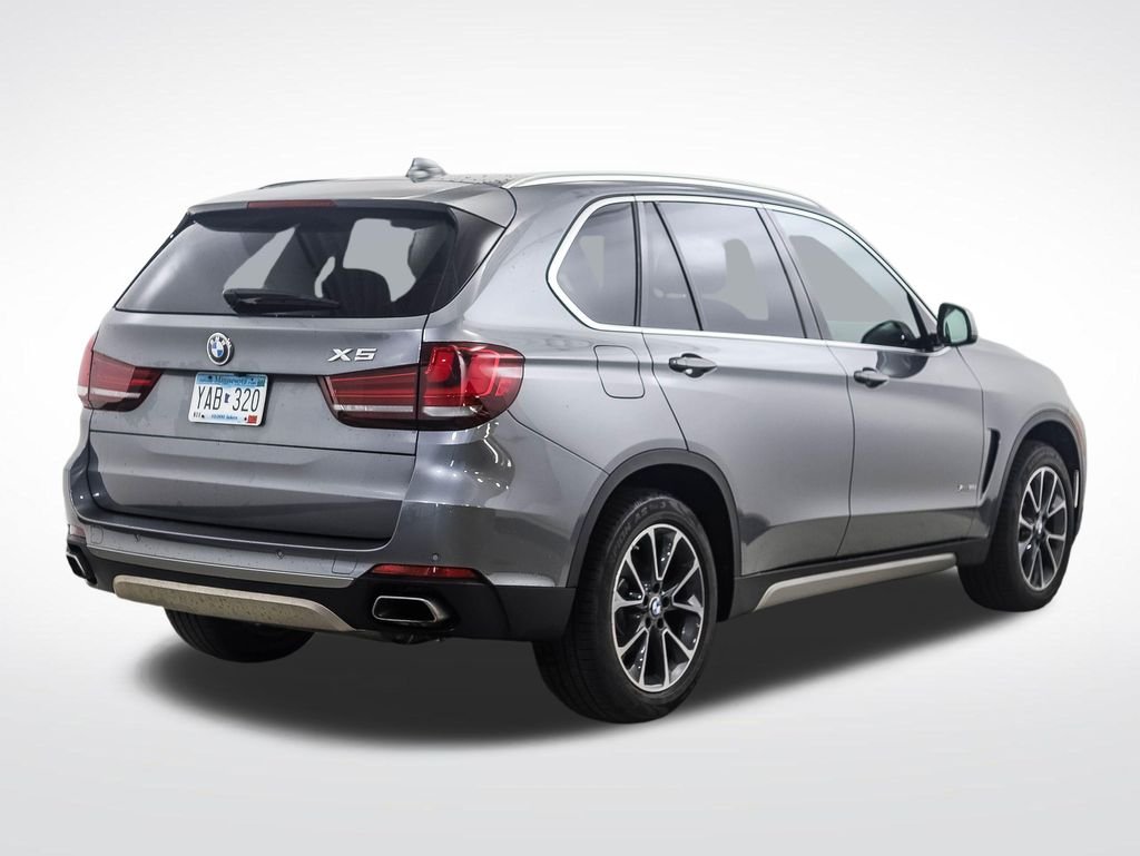 Used 2018 Space Gray Metallic BMW xDrive35i image 5