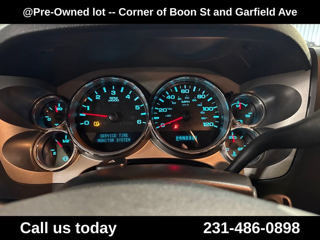Used 2009 Sonoma Jewel Metallic GMC Work Truck image 20