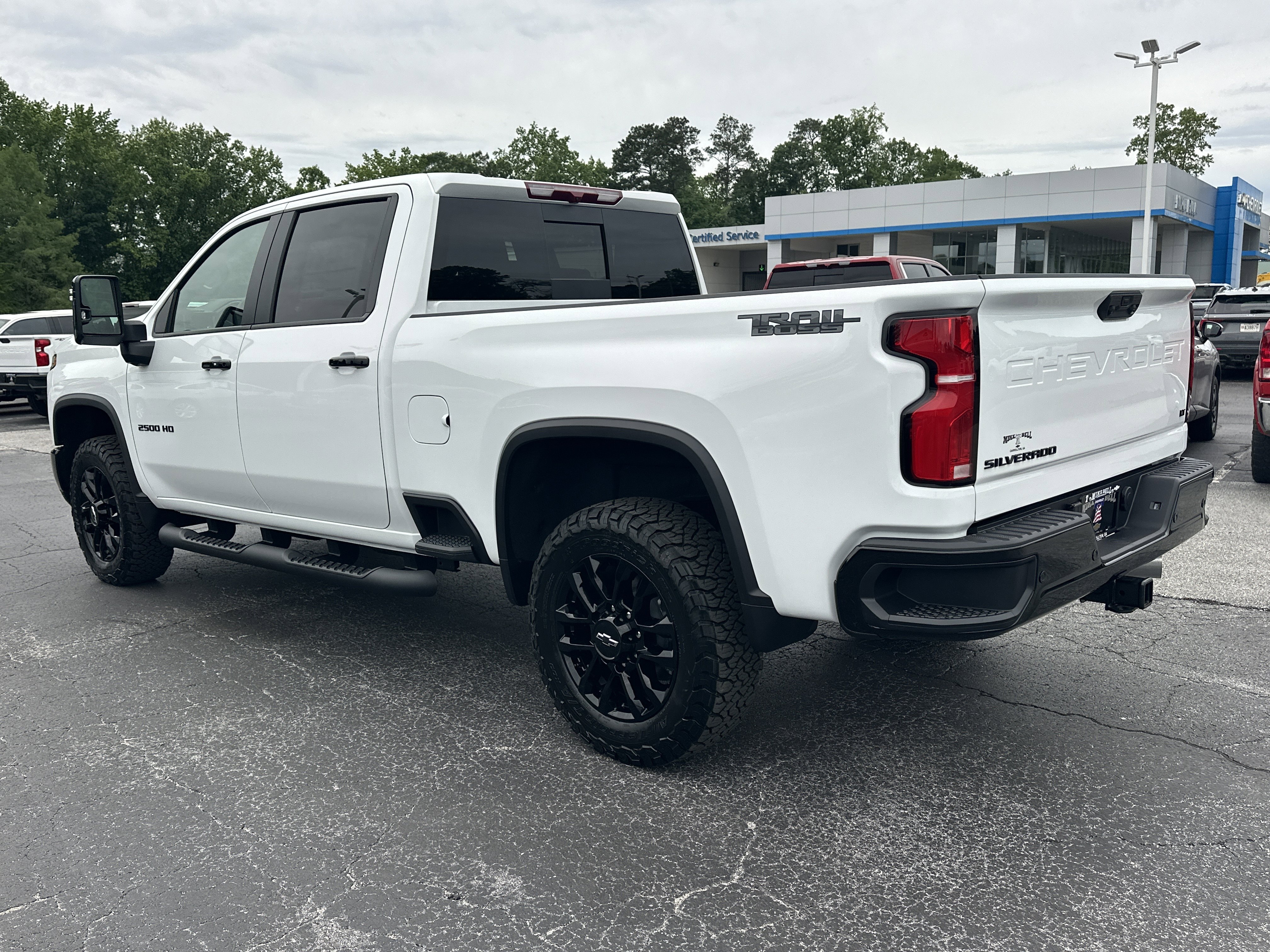 New 2026 Summit White Chevrolet LT image 6
