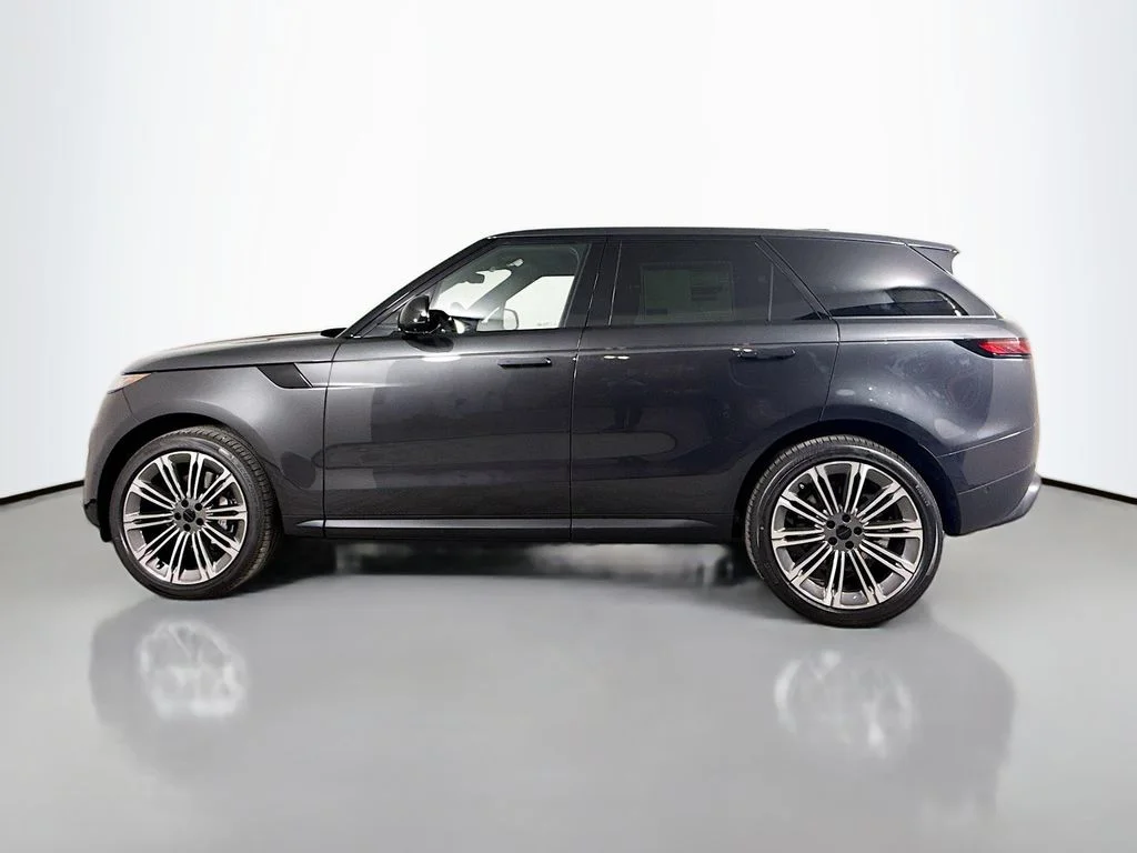New 2026 Carpathian Grey Land Rover SE image 8