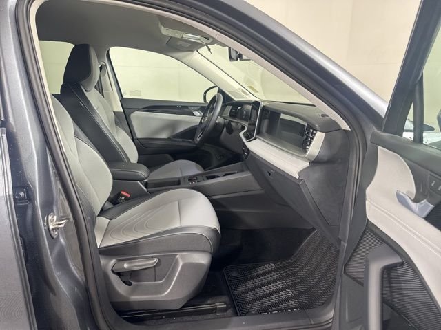 New 2026 Gray Volkswagen 2.0T SE image 3