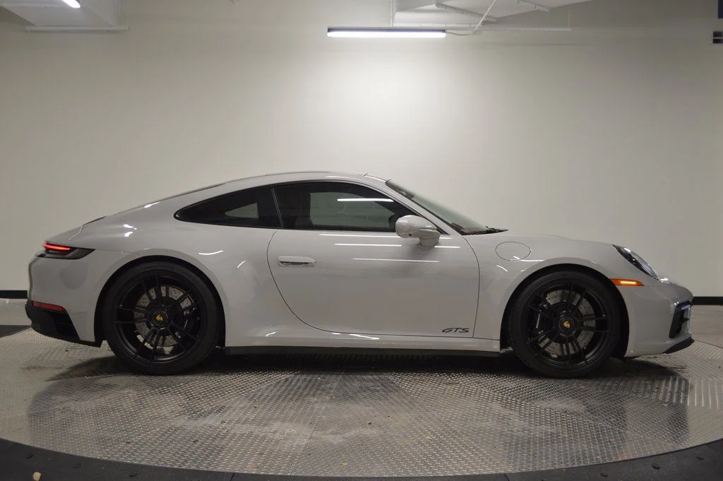Used 2024  Porsche Carrera GTS image 8