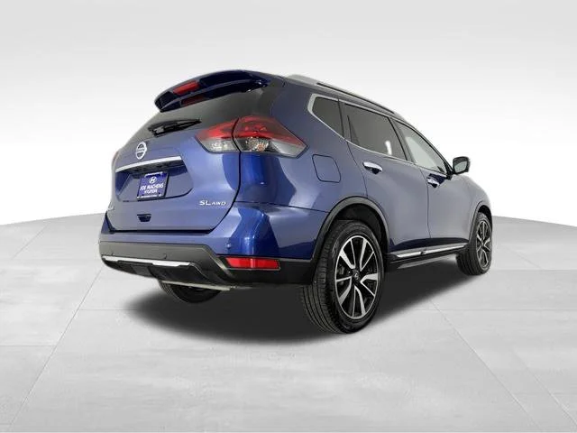 Used 2020 Blue Nissan SL image 8