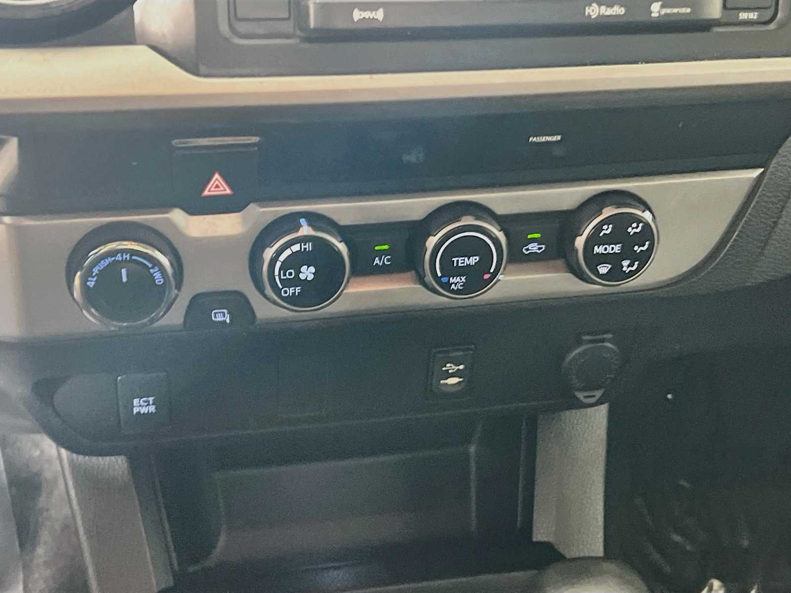 Used 2017 Super White Toyota SR5 image 16