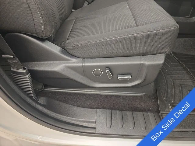 Used 2016 Ingot Silver Metallic Ford XLT image 11
