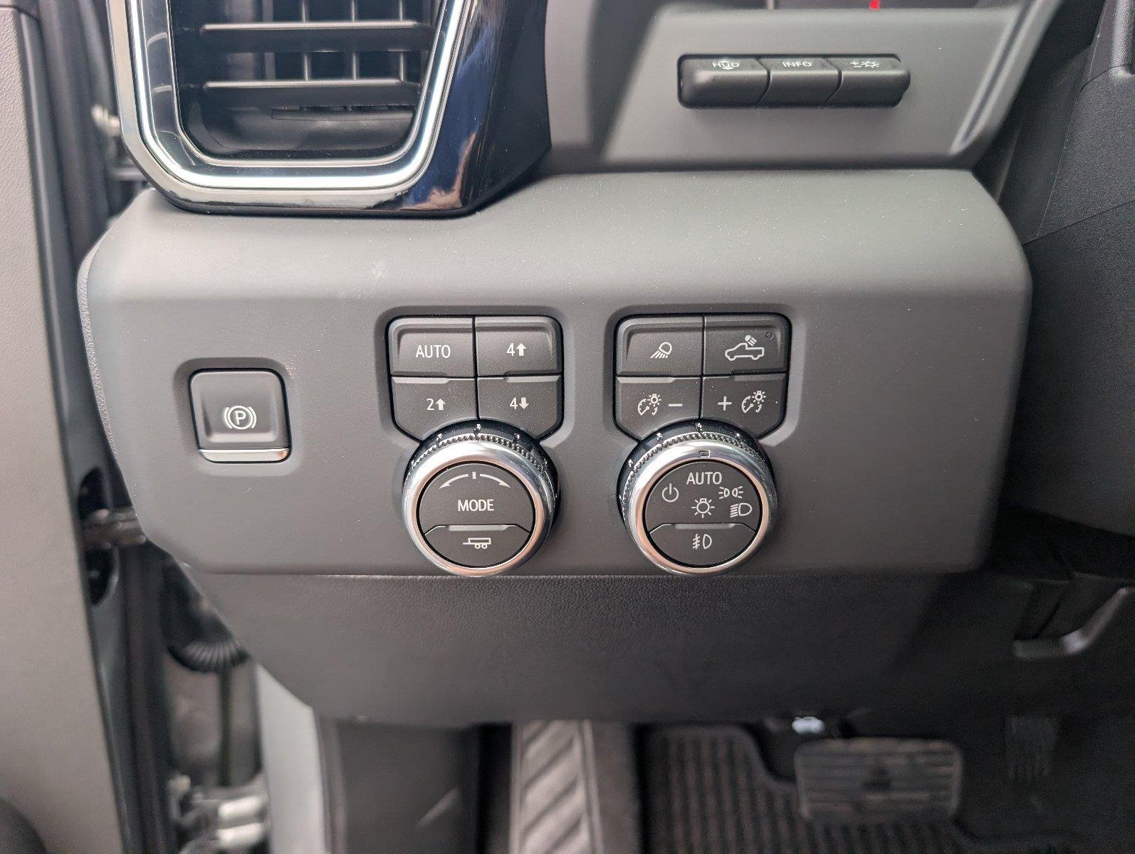 2026 GMC Sierra 2500HD Denali Ultimate - Photo 31