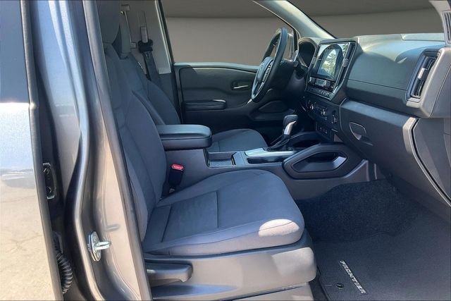Used 2025 Gray Nissan S image 7