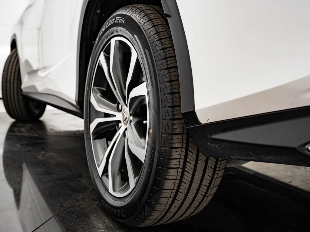 Used 2017 Eminent White Pearl Lexus 350 image 49
