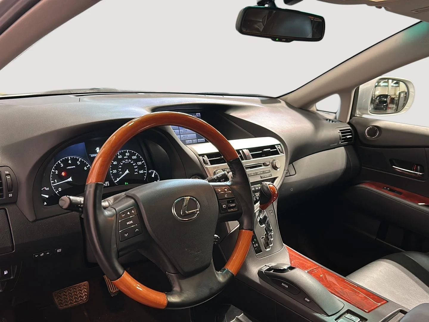 Used 2012 Tungsten Pearl Lexus Base image 6