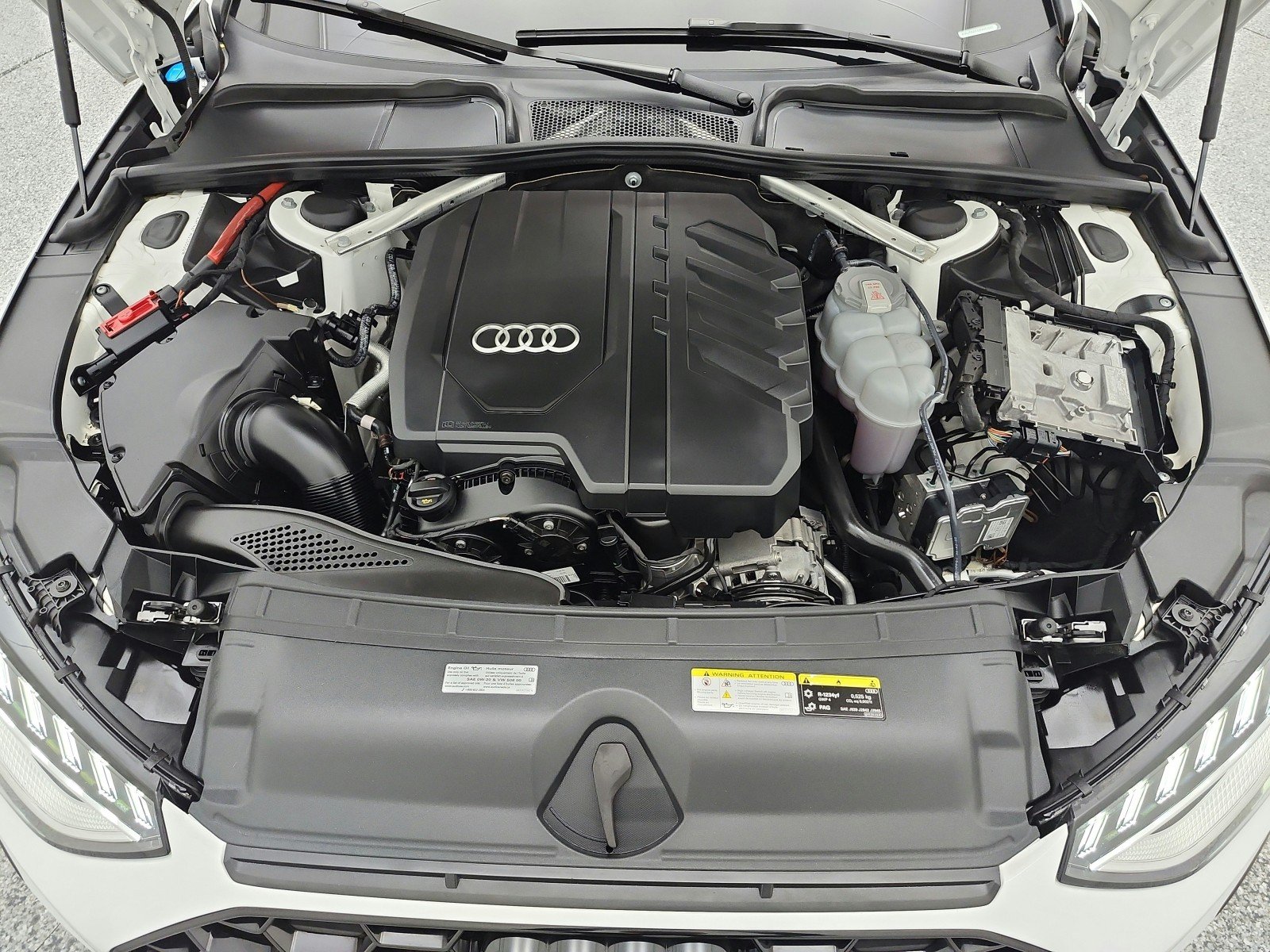 Used 2023 Ibis White Audi S line Prestige 45 TFSI quattro image 24