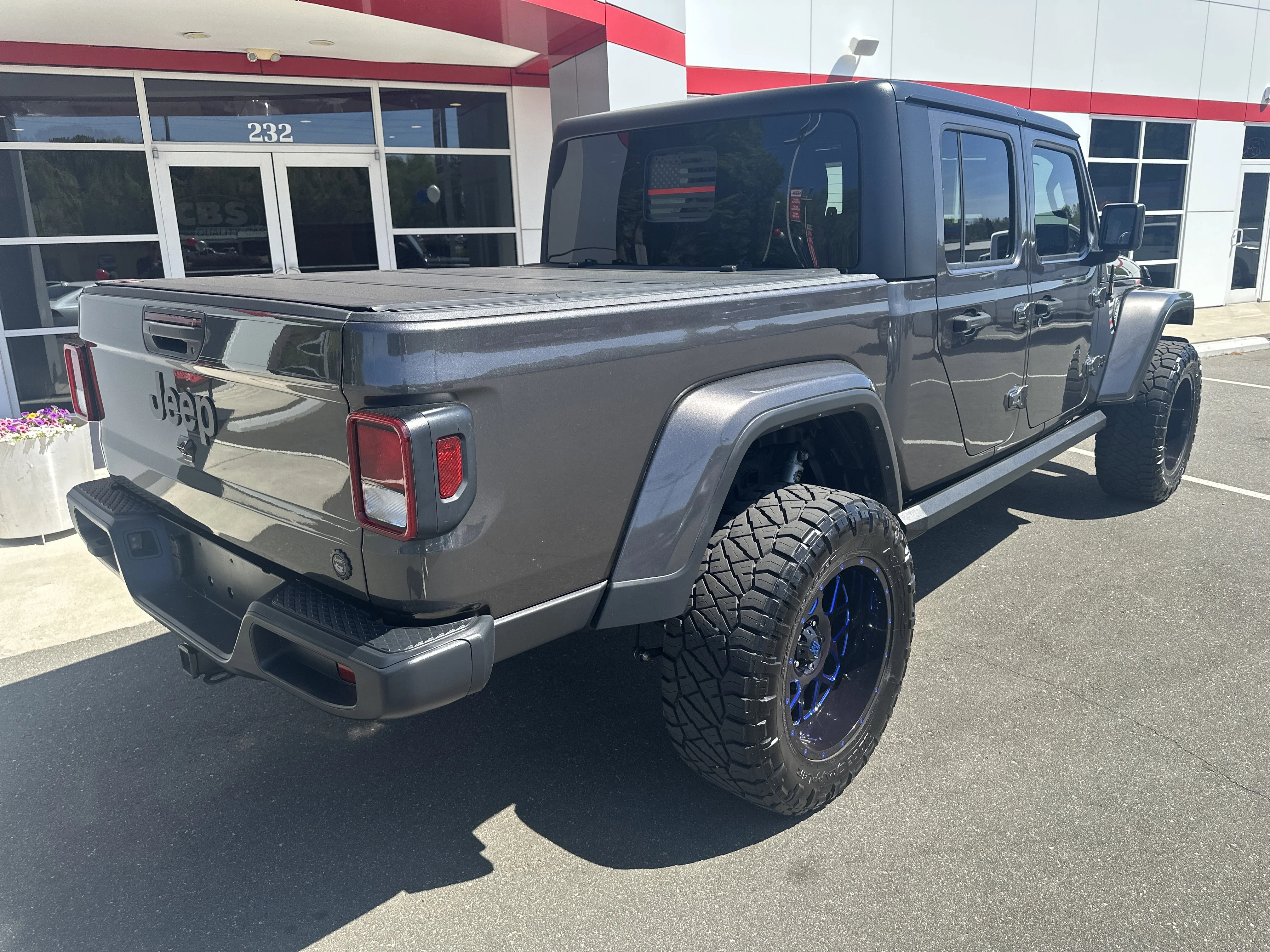 2023 Jeep Gladiator Sport S - Photo 8