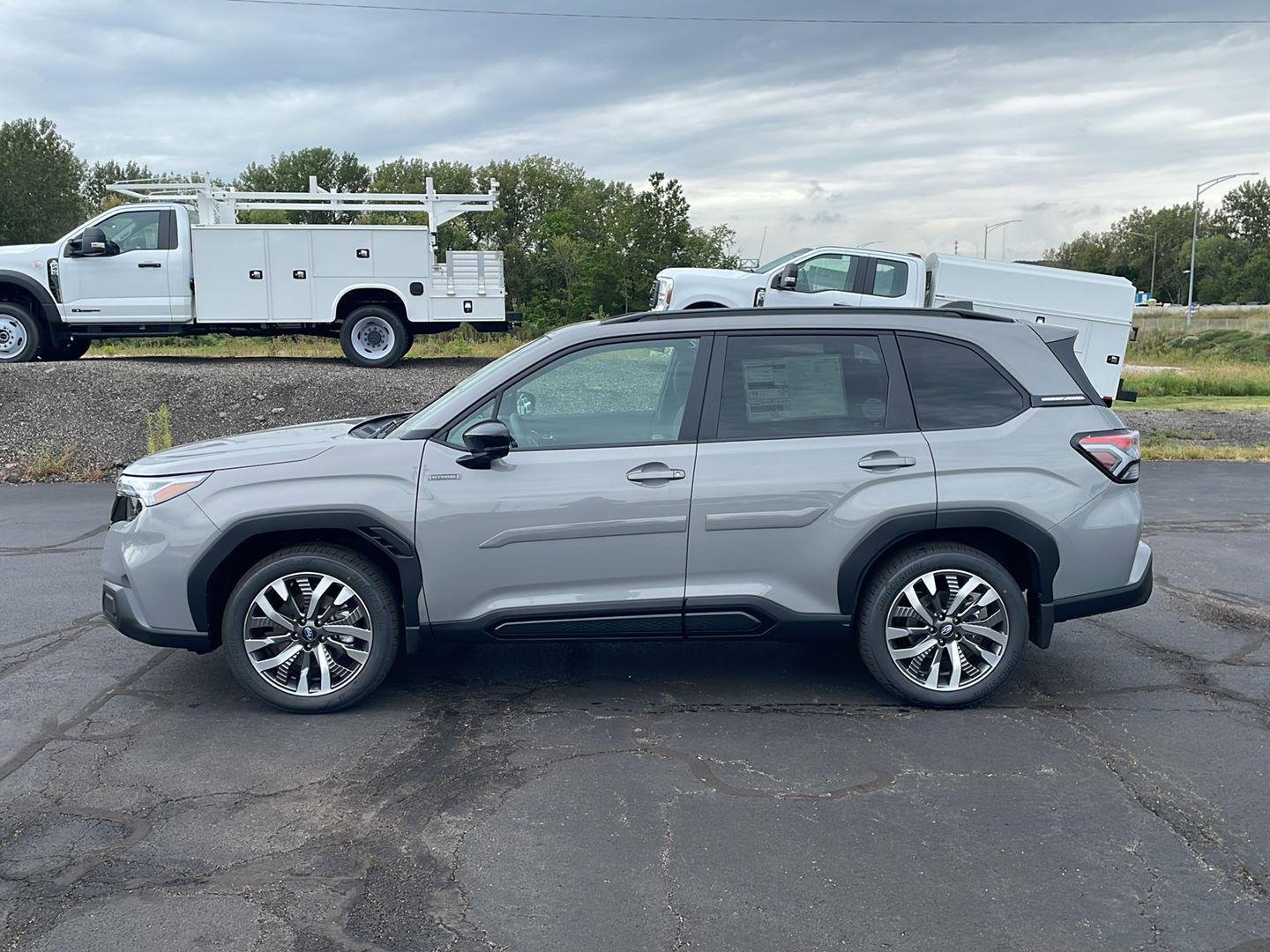 New 2026 RIVER ROCK PEARL Subaru Touring Hybrid image 2