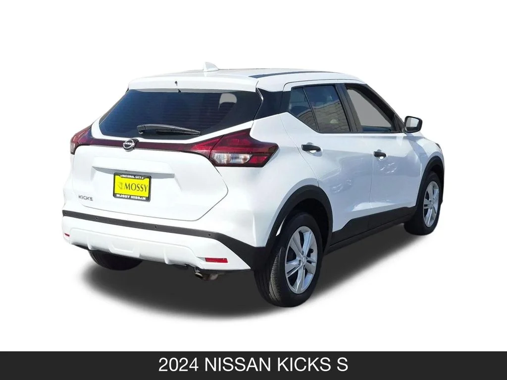 Used 2024 White Nissan S image 9