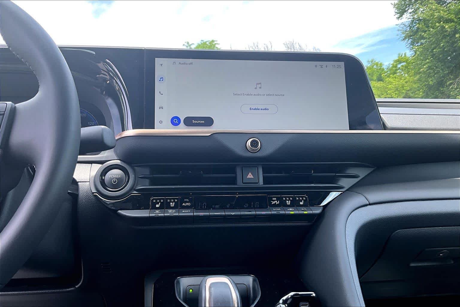 2026 Toyota Crown Platinum - Photo 36