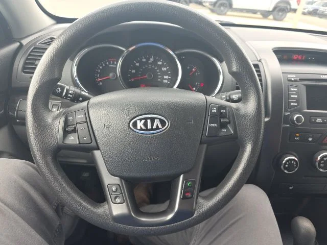 Used 2013 Silver Kia LX image 14