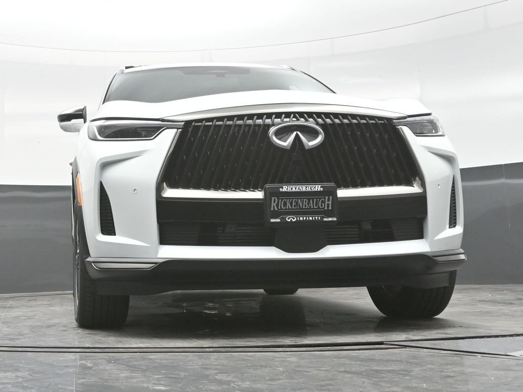 New 2027 2T RAD WHT INFINITI Autograph AWD image 32