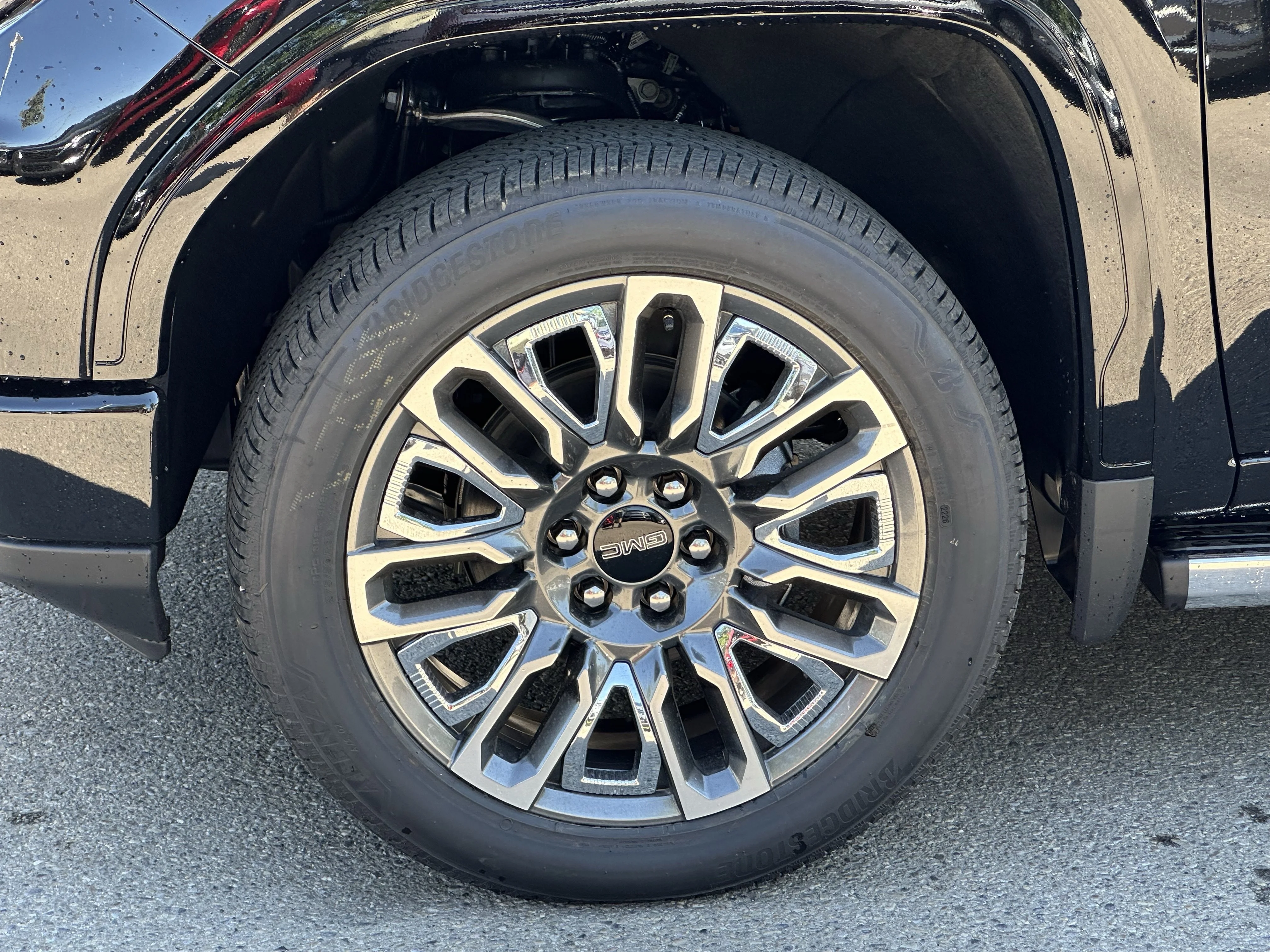 New 2026 Onyx Black GMC Denali Ultimate image 6