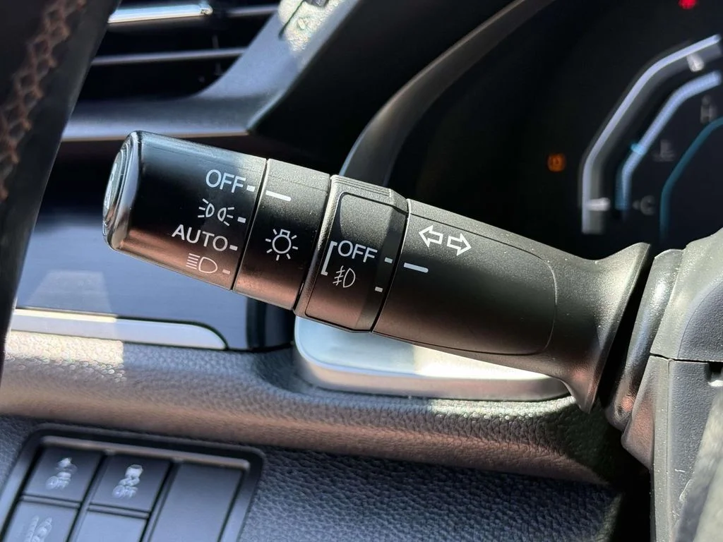 Used 2021 Blue Honda EX image 24