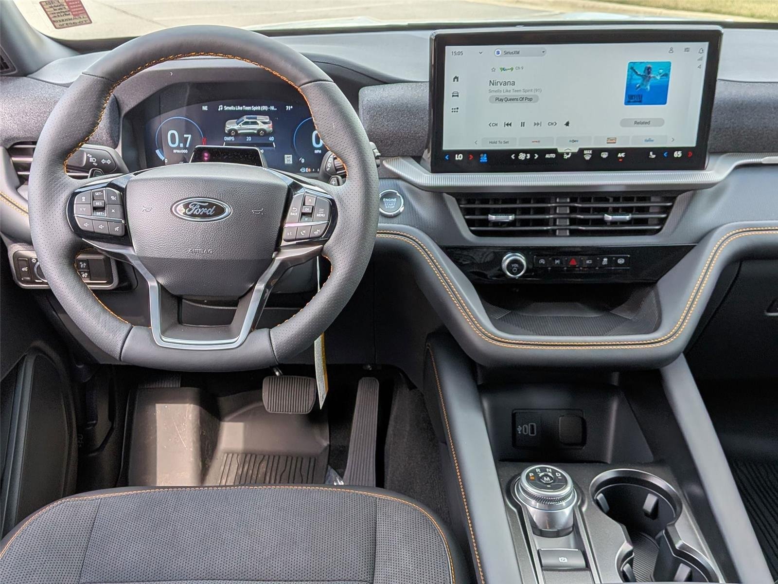 New 2026 Star White Metallic Tri-Coat Ford Tremor® image 31