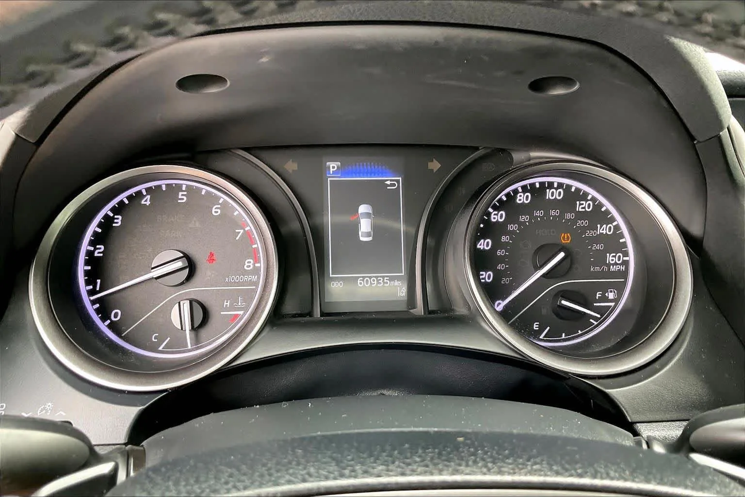 Used 2024 Ice Cap Toyota SE image 25