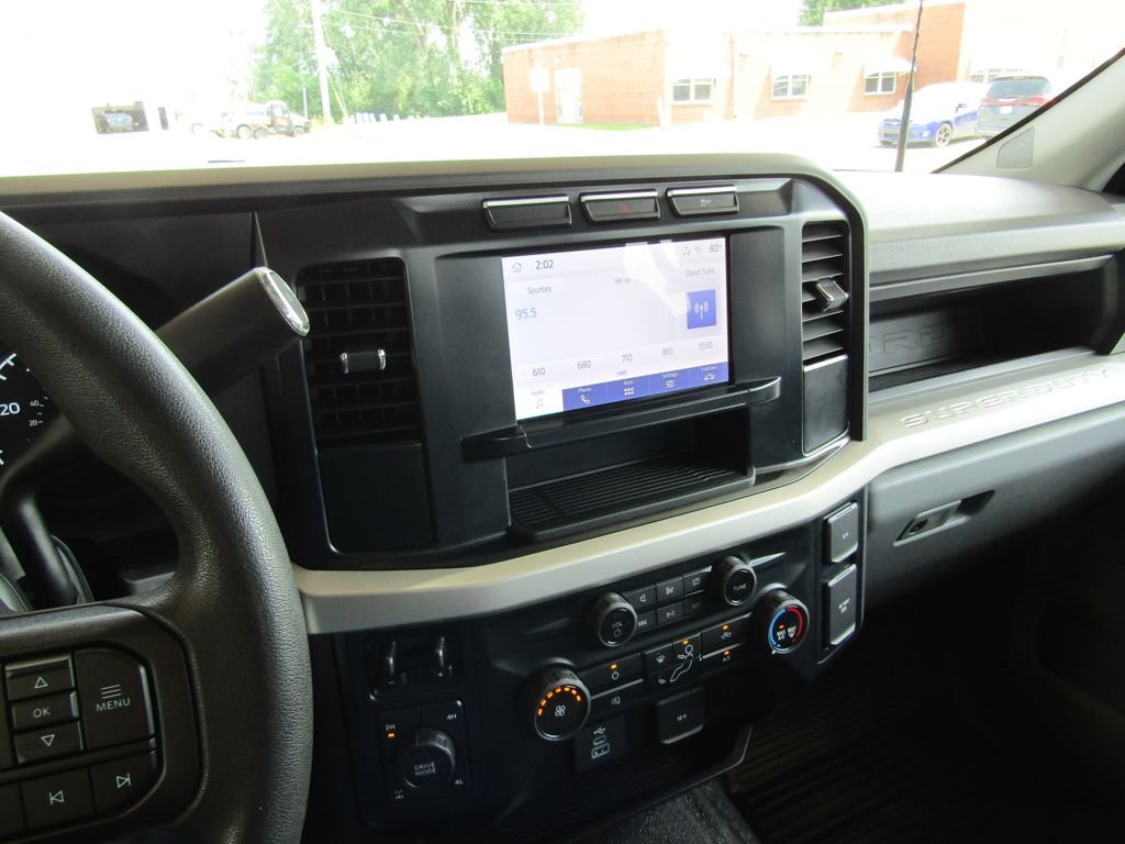 Used 2023 Red Ford XL image 22