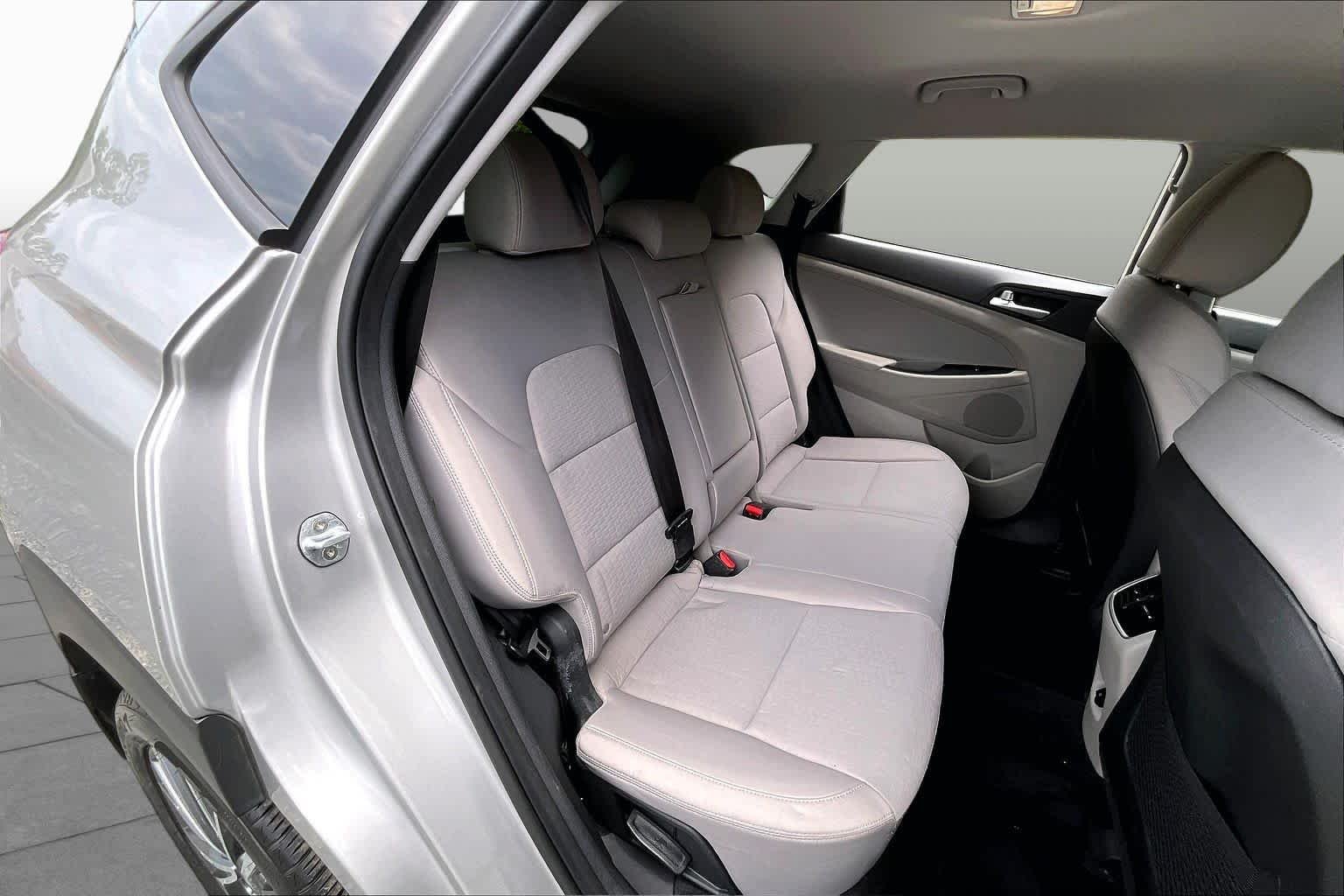 Used 2020 Stellar Silver Hyundai SEL image 21