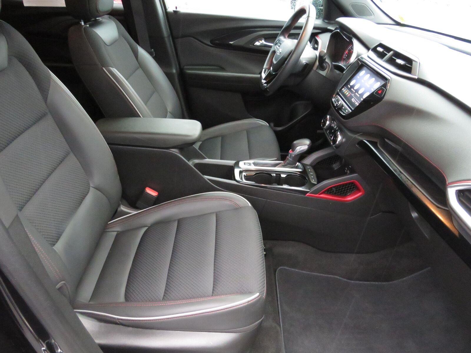 Used 2021 Mosaic Black Metallic Chevrolet RS image 18