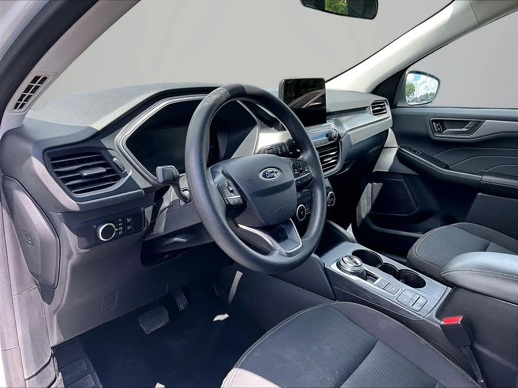 Used 2023 White Ford Base image 13