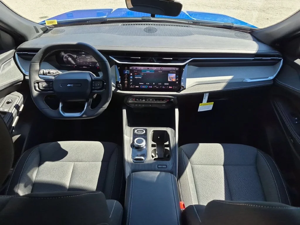 Used 2026 Blue Jeep Laredo image 19