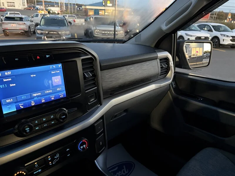 Used 2023 Blue Ford XLT image 10