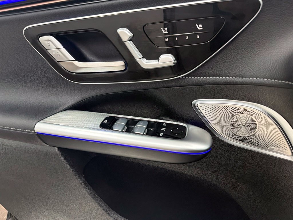 New 2024 Obsidian Black Metallic Mercedes-Benz EQE 350+ image 15