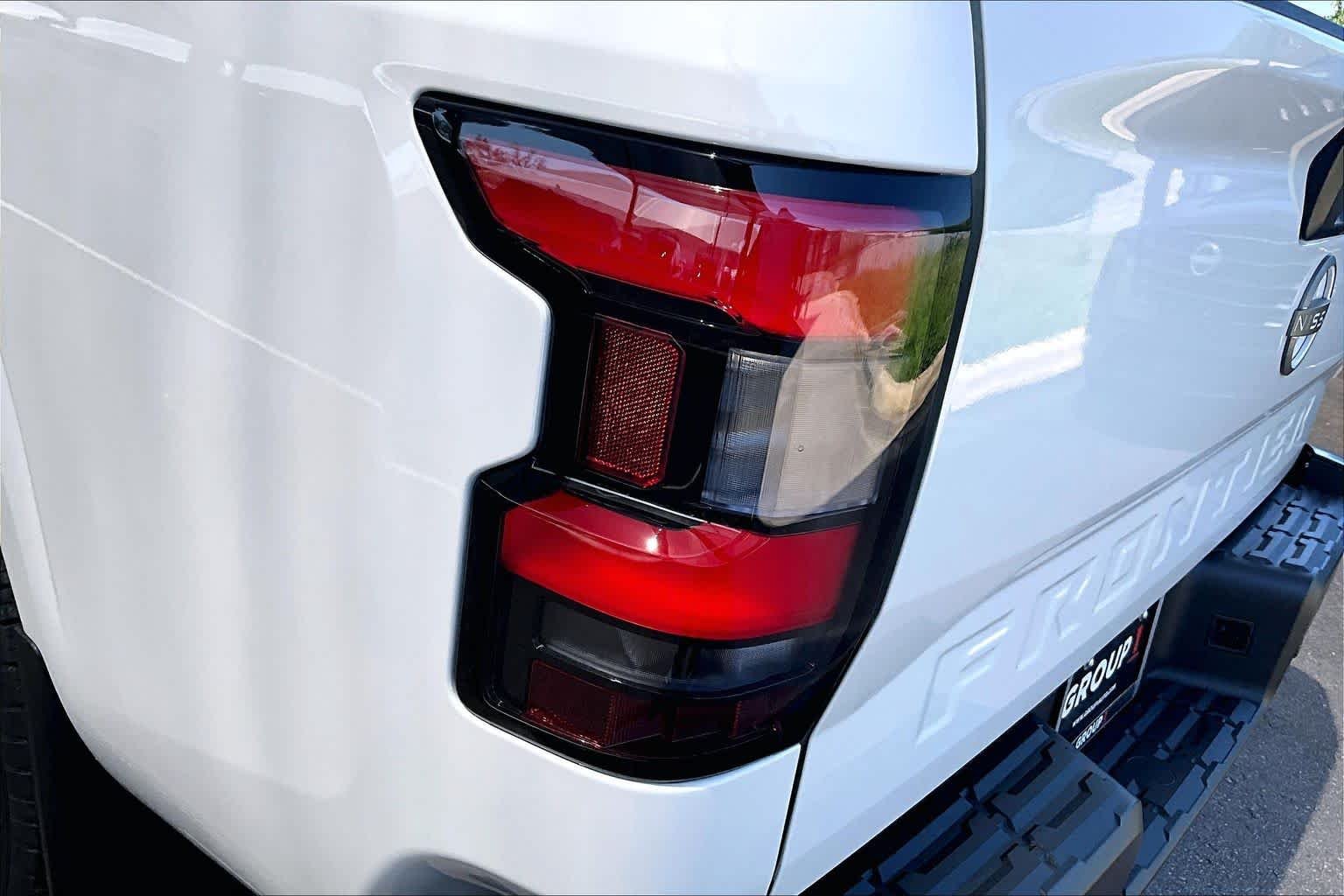 New 2026 Glacier White Nissan S image 12